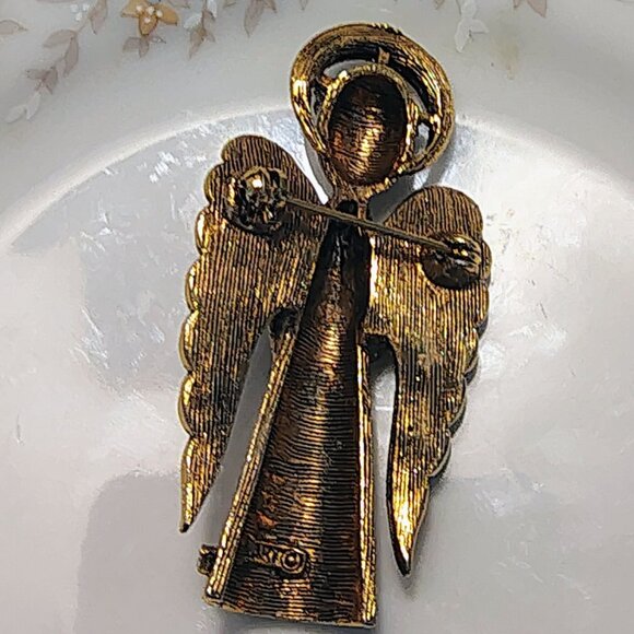 Vintage 60s ART Arthur Pepper Praying ANGEL BROOCH Christmas Holly Signed - Picture 5 of 6